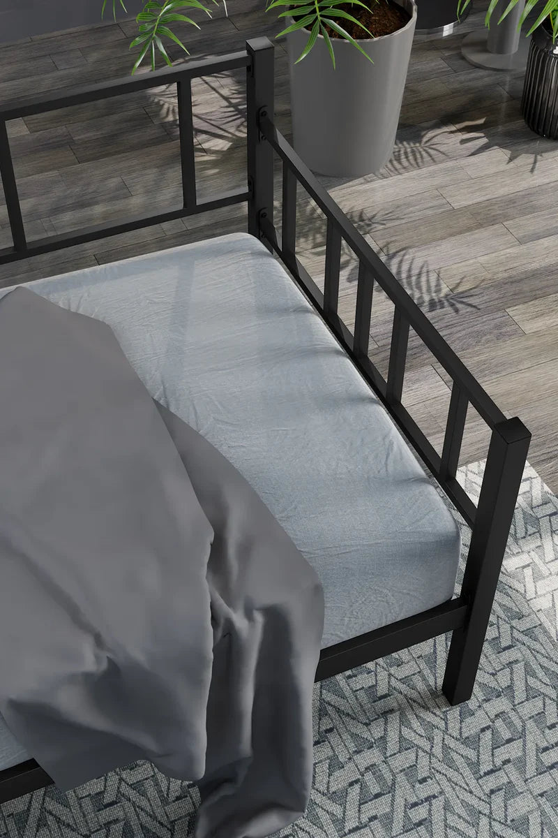 Bliss Daybed + Acelya Dušek